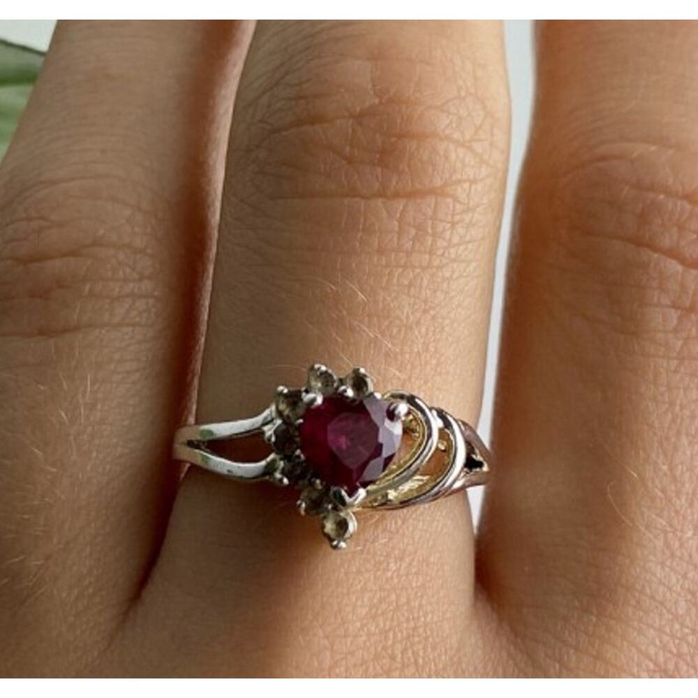 925 Sterling Silver Spinel "Heart" Ring Size 9 - Picture 12 of 12